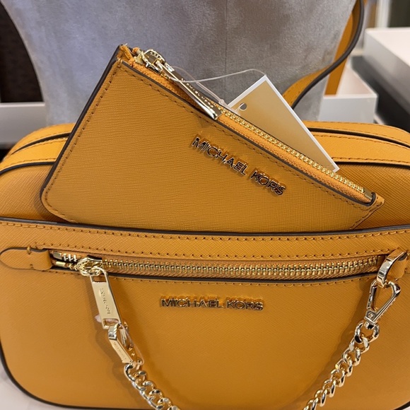 Michael Kors Jet Set Travel Small Leather Top Zip Coin Pouch With ID - Picture 15 of 16